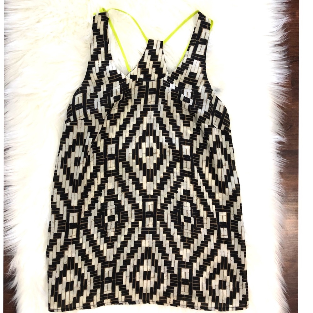 SALE Detailed strap tank